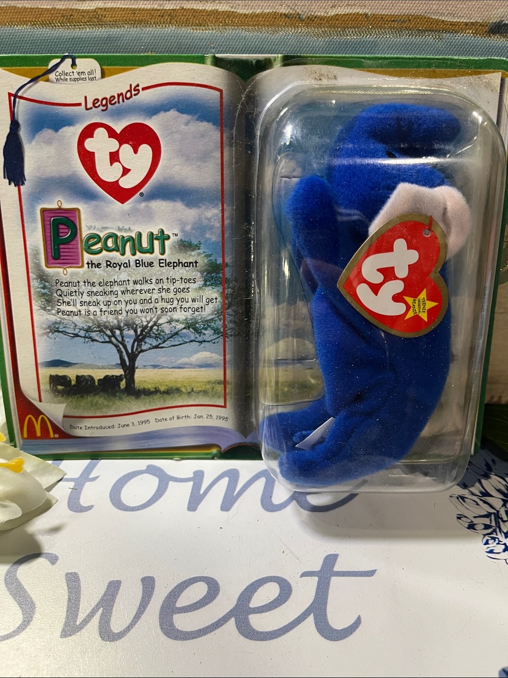 Ty Beanie baby -vintage 2000. Peanut Royal Blue Plush Elephant Beanie Baby